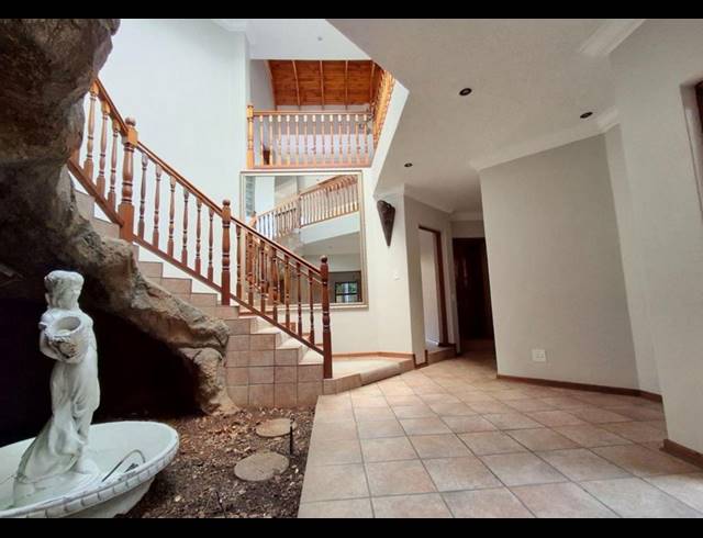 5 BEDROOM HOUSE FOR SALE IN MEYERSDAL